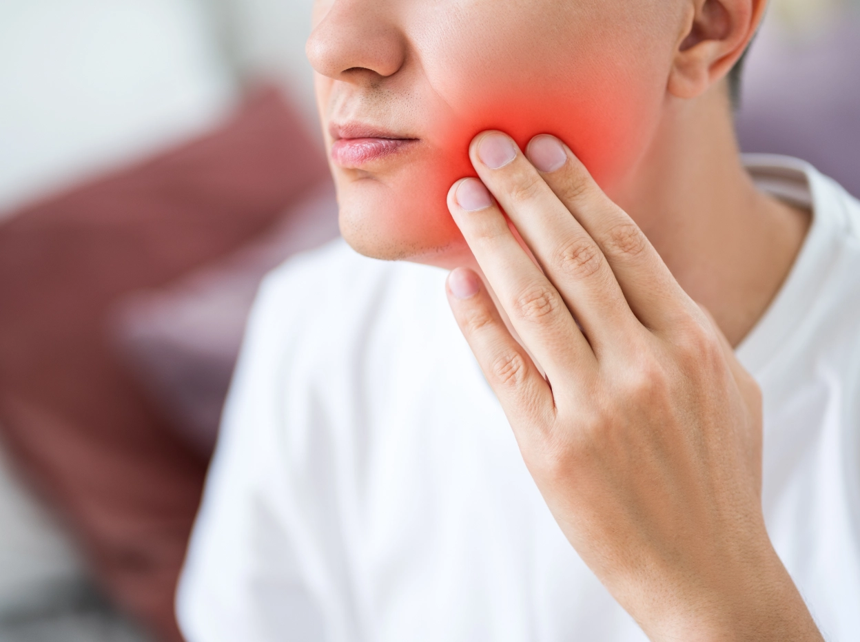 Symptoms of Wisdom Teeth Coming In